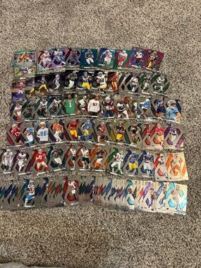 Lot of 115 Panini Mosaic 2025 football cards with inserts rookies